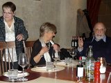 035-Marilisa Valeriani, Carla Sagnotti e Godenzoni benedicente.JPG